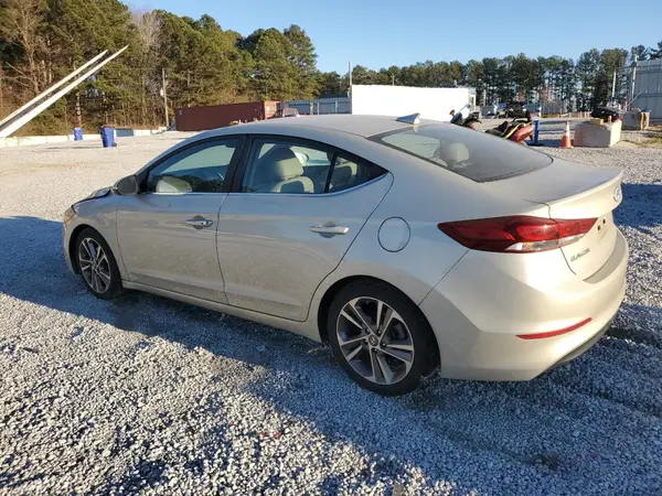 5NPD84LF8JH214272 2018 HYUNDAI ELANTRA - Image 2