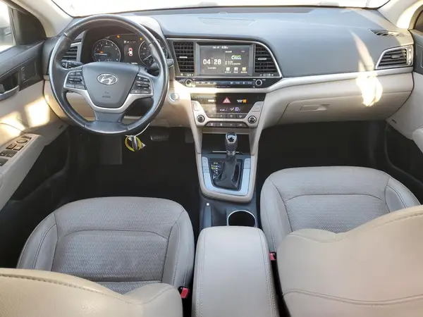 5NPD84LF8JH214272 2018 HYUNDAI ELANTRA - Image 8