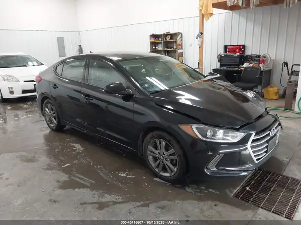 5NPD84LF8JH214448 2018 HYUNDAI ELANTRA - Image 1