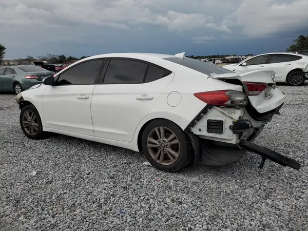 5NPD84LF8JH218984 2018 HYUNDAI ELANTRA - Image 2