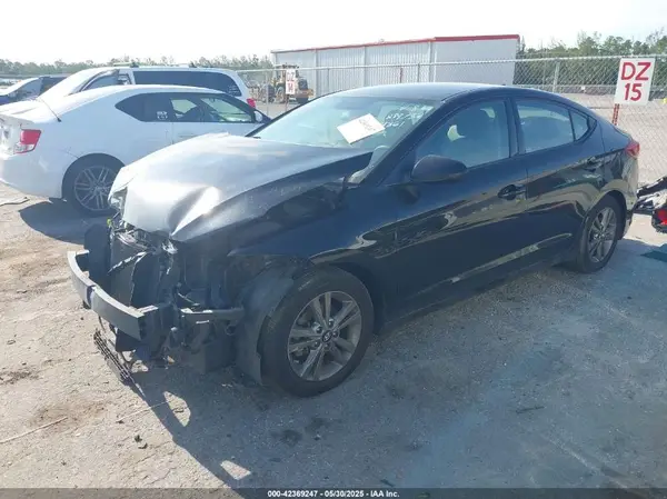 5NPD84LF8JH219861 2018 HYUNDAI ELANTRA - Image 2