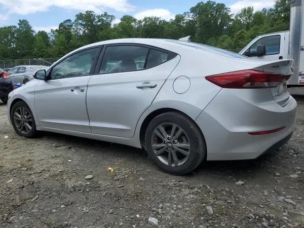 5NPD84LF8JH221819 2018 HYUNDAI ELANTRA - Image 2