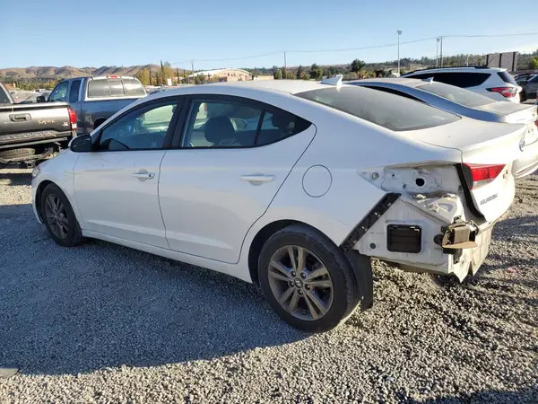 5NPD84LF8JH221853 2018 HYUNDAI ELANTRA - Image 2