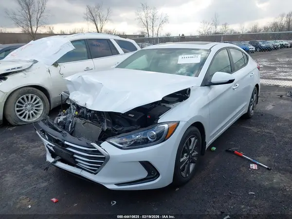 5NPD84LF8JH222727 2018 HYUNDAI ELANTRA - Image 2