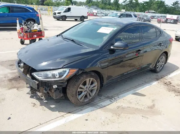 5NPD84LF8JH222808 2018 HYUNDAI ELANTRA - Image 2