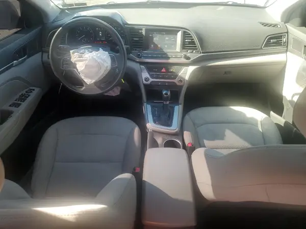 5NPD84LF8JH225482 2018 HYUNDAI ELANTRA - Image 8