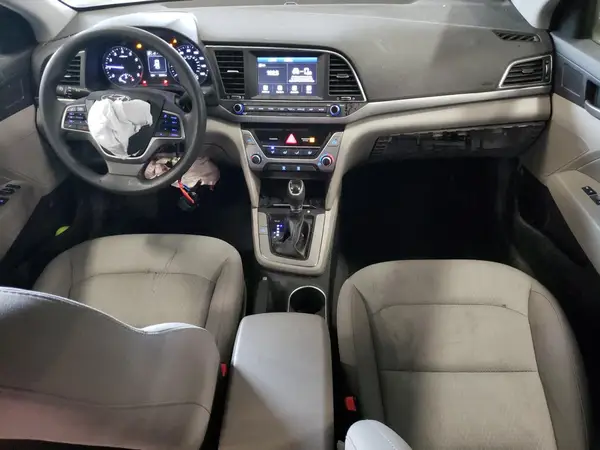 5NPD84LF8JH226213 2018 HYUNDAI ELANTRA - Image 8