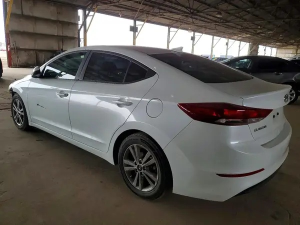 5NPD84LF8JH228009 2018 HYUNDAI ELANTRA - Image 2
