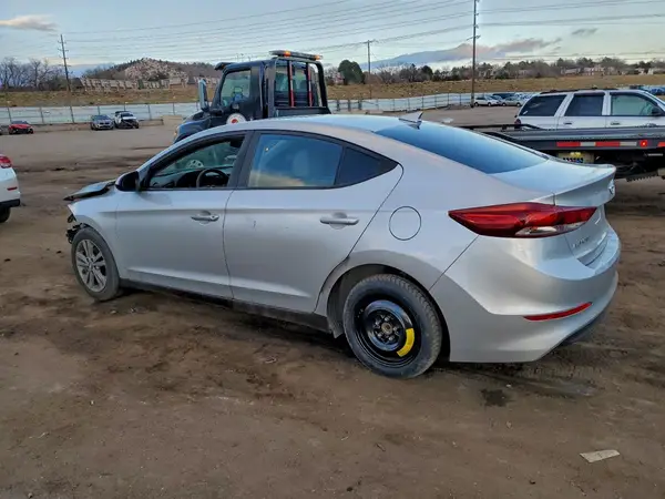 5NPD84LF8JH228754 2018 HYUNDAI ELANTRA - Image 2