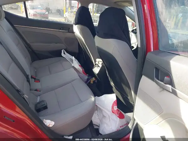 5NPD84LF8JH230973 2018 HYUNDAI ELANTRA - Image 8