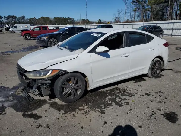 5NPD84LF8JH233579 2018 HYUNDAI ELANTRA - Image 1