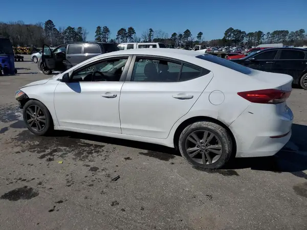 5NPD84LF8JH233579 2018 HYUNDAI ELANTRA - Image 2