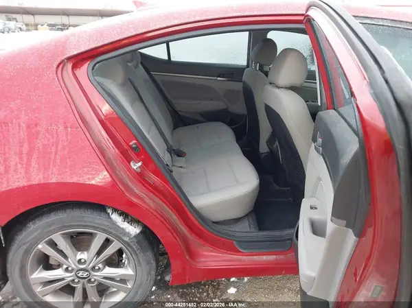 5NPD84LF8JH233968 2018 HYUNDAI ELANTRA - Image 8