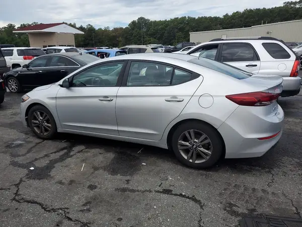 5NPD84LF8JH234215 2018 HYUNDAI ELANTRA - Image 2
