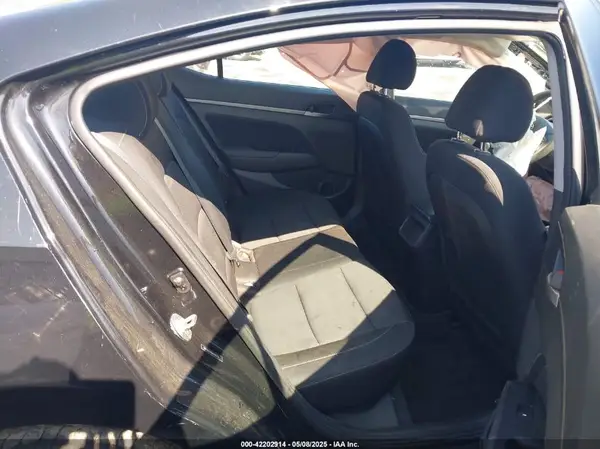 5NPD84LF8JH236756 2018 HYUNDAI ELANTRA - Image 8
