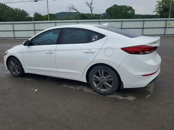 5NPD84LF8JH237616 2018 HYUNDAI ELANTRA - Image 2
