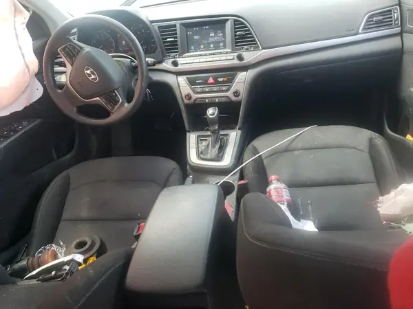 5NPD84LF8JH237938 2018 HYUNDAI ELANTRA - Image 8