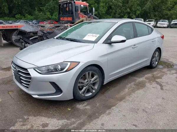 5NPD84LF8JH238006 2018 HYUNDAI ELANTRA - Image 2