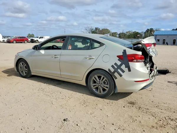 5NPD84LF8JH242847 2018 HYUNDAI ELANTRA - Image 2