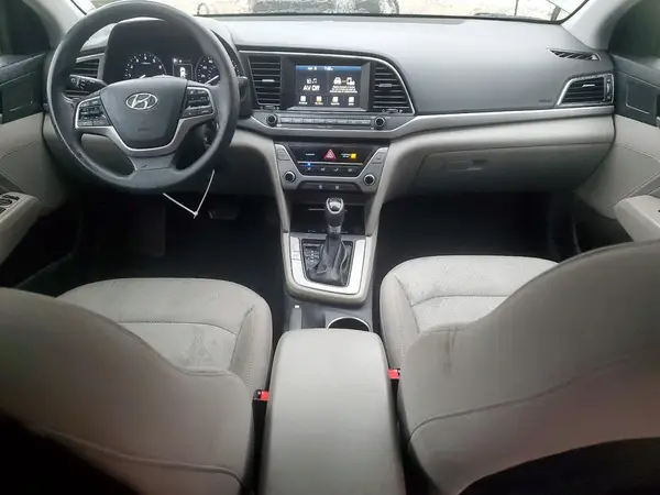 5NPD84LF8JH246090 2018 HYUNDAI ELANTRA - Image 8