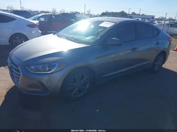 5NPD84LF8JH248051 2018 HYUNDAI ELANTRA - Image 2