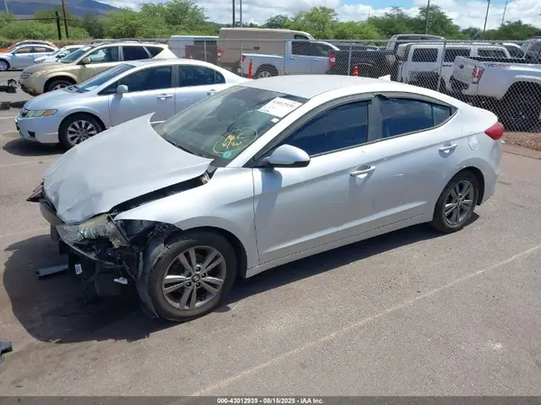 5NPD84LF8JH248339 2018 HYUNDAI ELANTRA - Image 2