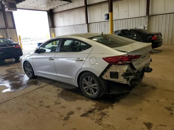 5NPD84LF8JH249832 2018 HYUNDAI ELANTRA - Image 2
