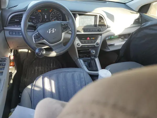 5NPD84LF8JH250057 2018 HYUNDAI ELANTRA - Image 8