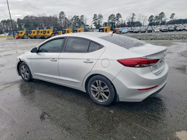 5NPD84LF8JH250298 2018 HYUNDAI ELANTRA - Image 2