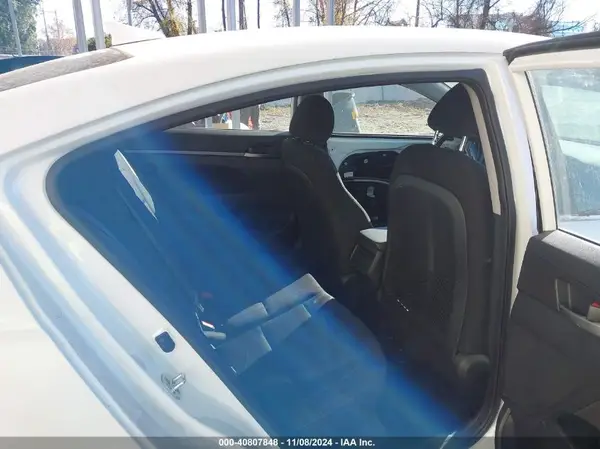 5NPD84LF8JH250575 2018 HYUNDAI ELANTRA - Image 8