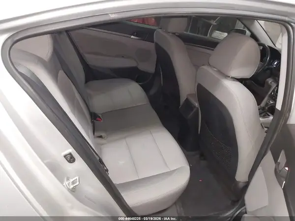 5NPD84LF8JH250611 2018 HYUNDAI ELANTRA - Image 8