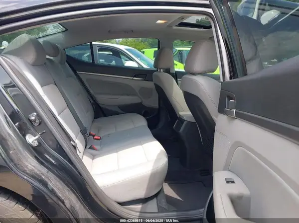5NPD84LF8JH252066 2018 HYUNDAI ELANTRA - Image 8