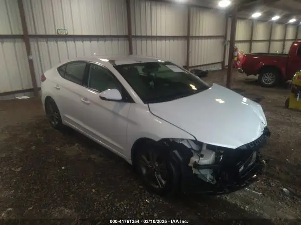 5NPD84LF8JH252116 2018 HYUNDAI ELANTRA - Image 1