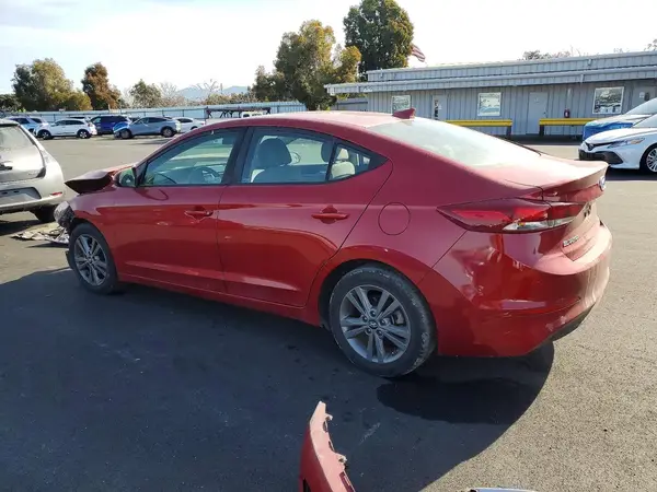 5NPD84LF8JH252682 2018 HYUNDAI ELANTRA - Image 2