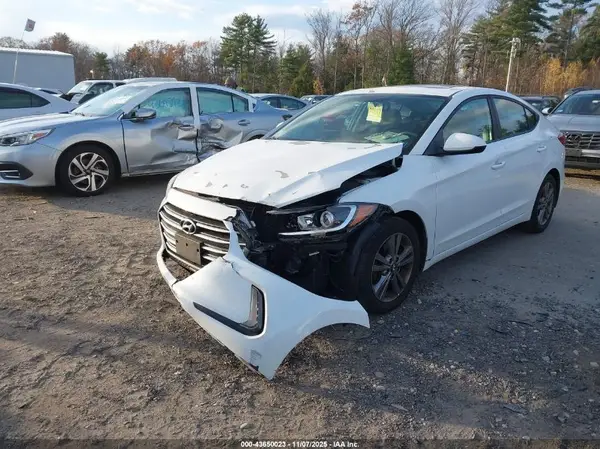 5NPD84LF8JH256182 2018 HYUNDAI ELANTRA - Image 2