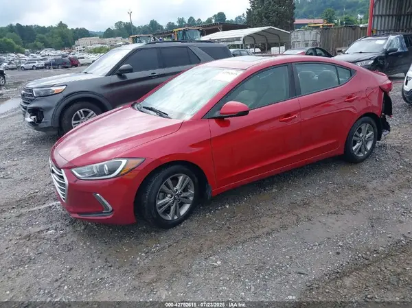 5NPD84LF8JH257445 2018 HYUNDAI ELANTRA - Image 2