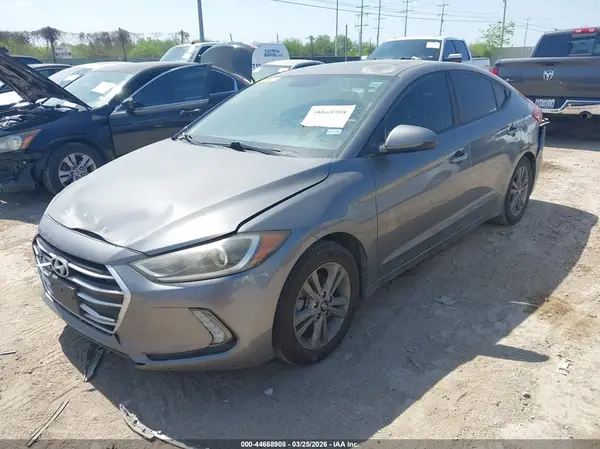 5NPD84LF8JH258336 2018 HYUNDAI ELANTRA - Image 2