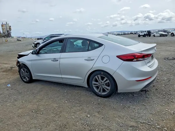 5NPD84LF8JH259678 2018 HYUNDAI ELANTRA - Image 2