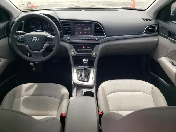 5NPD84LF8JH260183 2018 HYUNDAI ELANTRA - Image 8