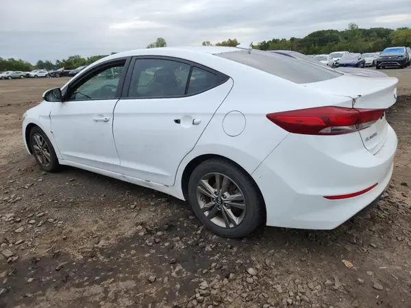 5NPD84LF8JH261222 2018 HYUNDAI ELANTRA - Image 2