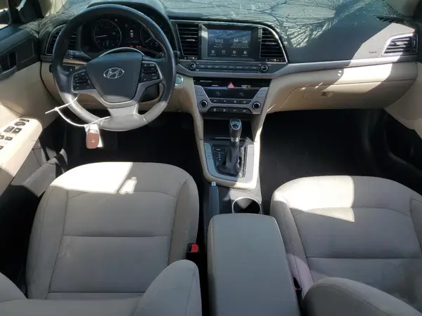 5NPD84LF8JH261947 2018 HYUNDAI ELANTRA - Image 8
