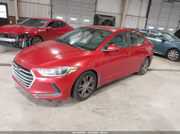 5NPD84LF8JH264833 2018 HYUNDAI ELANTRA - Image 2