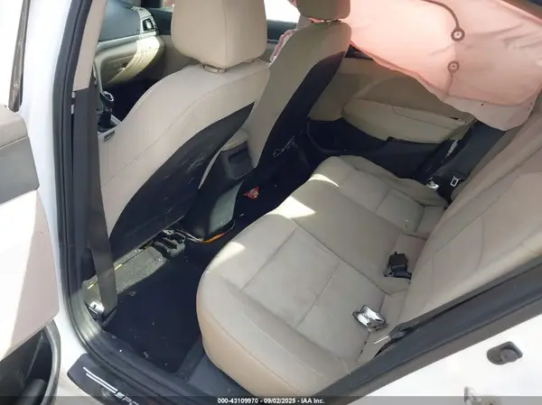 5NPD84LF8JH267862 2018 HYUNDAI ELANTRA - Image 8