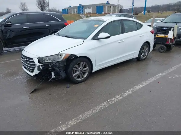 5NPD84LF8JH269157 2018 HYUNDAI ELANTRA - Image 2