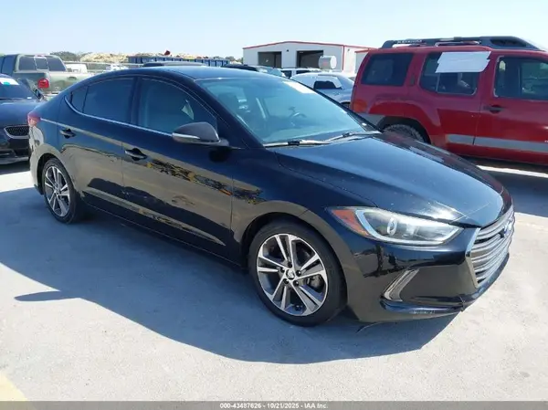 5NPD84LF8JH271667 2018 HYUNDAI ELANTRA