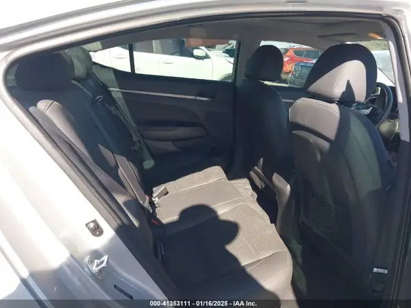 5NPD84LF8JH272091 2018 HYUNDAI ELANTRA - Image 8