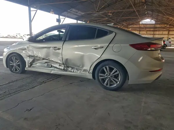 5NPD84LF8JH273239 2018 HYUNDAI ELANTRA - Image 2