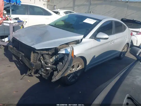5NPD84LF8JH274181 2018 HYUNDAI ELANTRA - Image 2