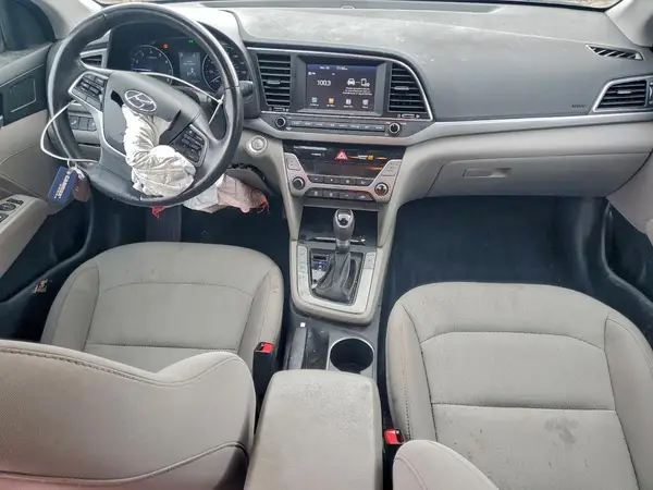 5NPD84LF8JH275282 2018 HYUNDAI ELANTRA - Image 8
