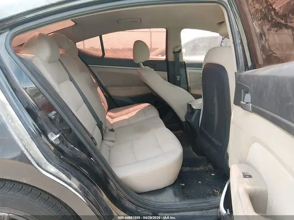 5NPD84LF8JH279719 2018 HYUNDAI ELANTRA - Image 8